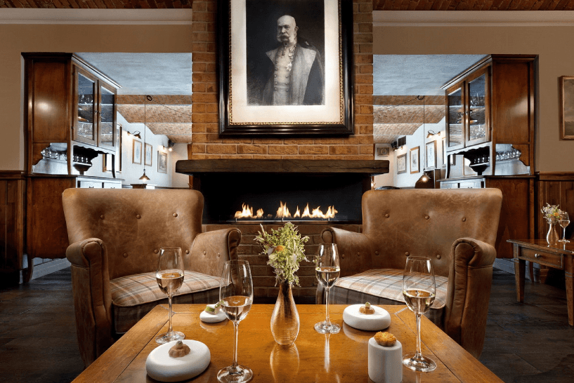 image-c-marek-hajkovsky-foto-r-hotel-lomnica-restauracia-farnz-josef-2-1743591943209-576465675.png