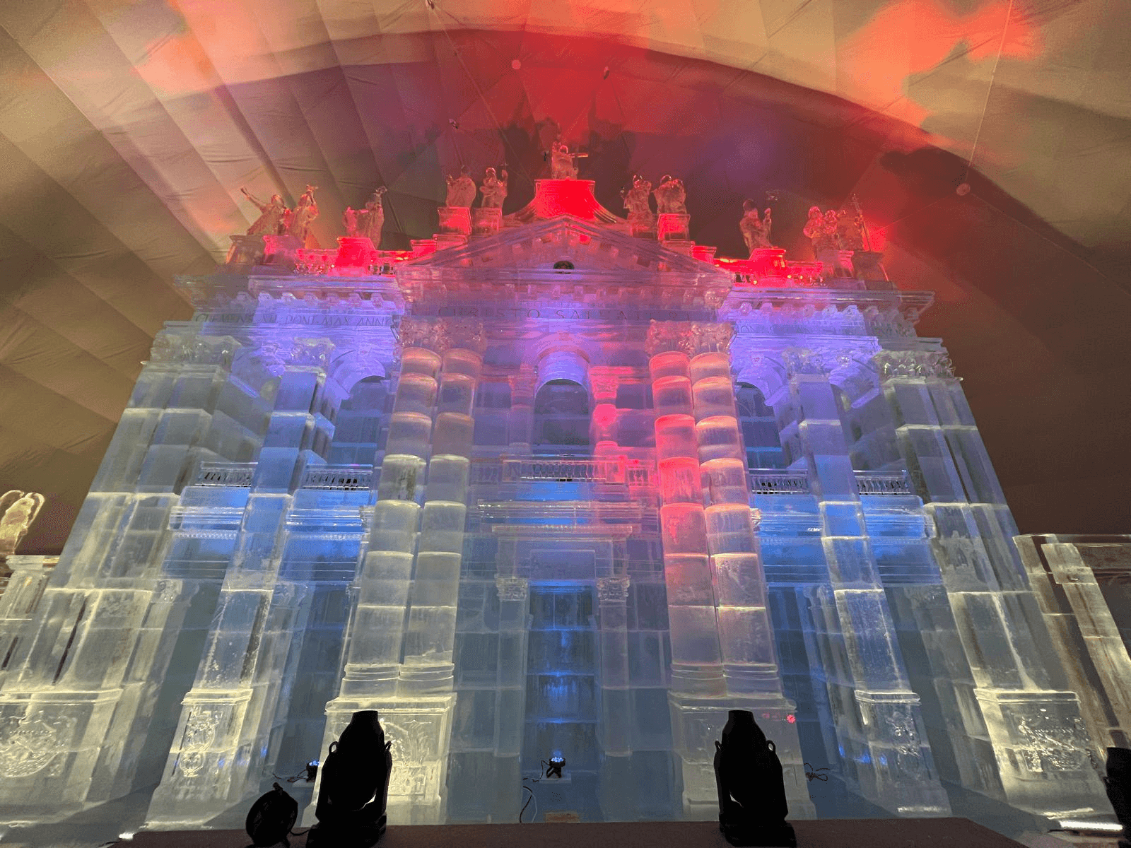 article-background-image