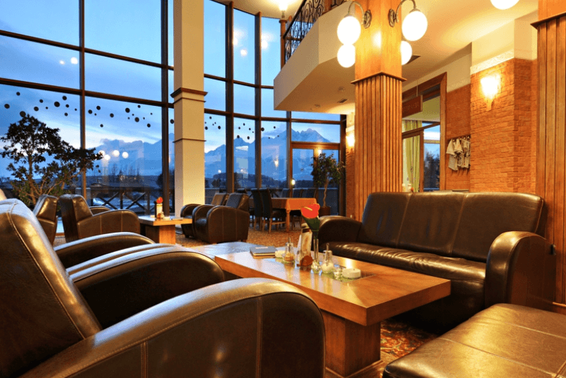 image-golf-hotel-international-lobby-1737552786536-998483960.png