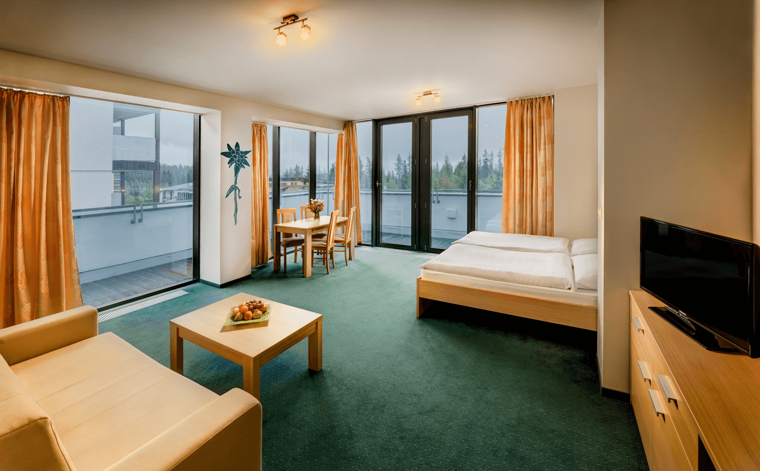image-hotel-panorama-strbske-pleso-2-1737634525272-781540248.png