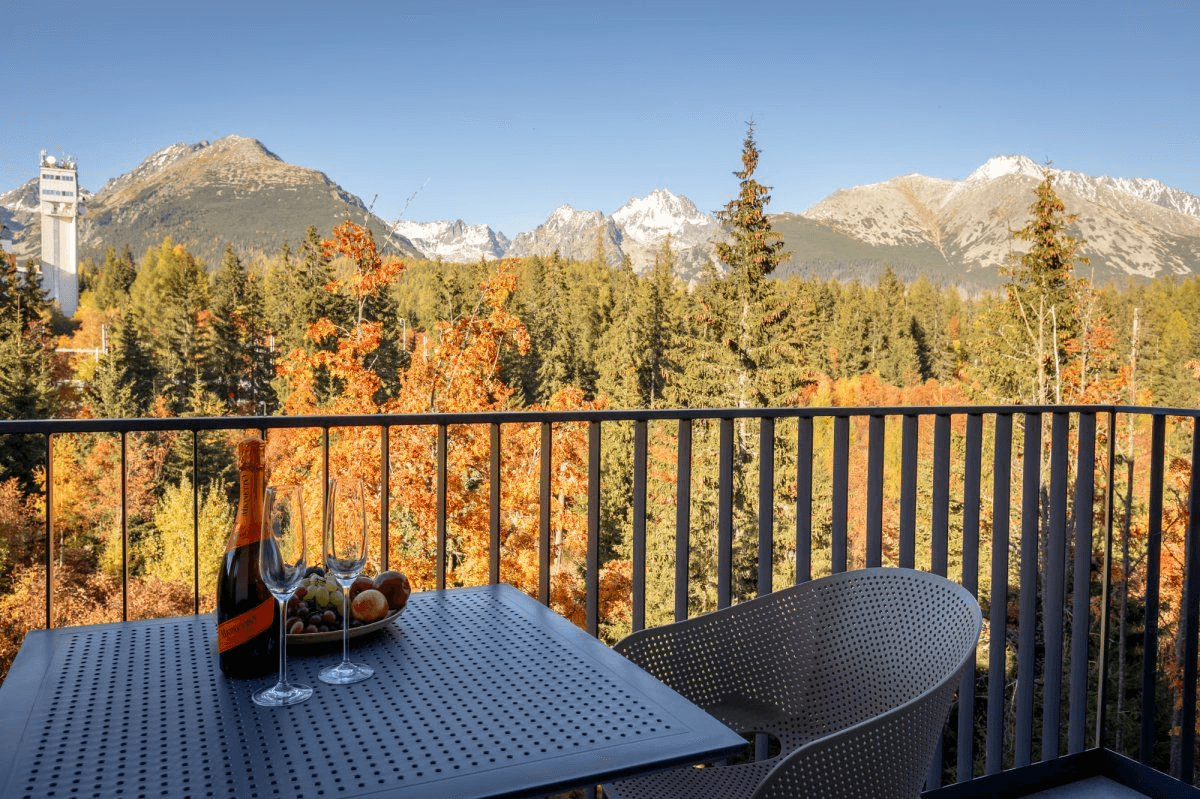 image-lake-resort-1738057690781-761741731.png