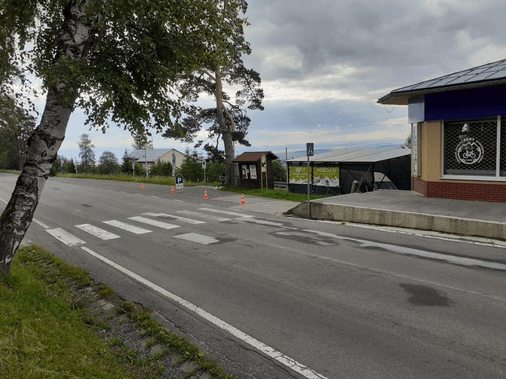 PARKING LOT  INTERSPORT GÁLFY – Horný Smokovec