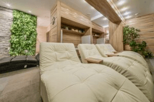 article-background-image